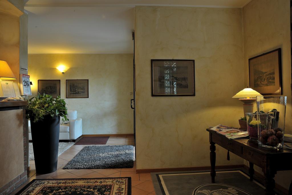Hotel Parco Castelvetro Piacentino Екстер'єр фото